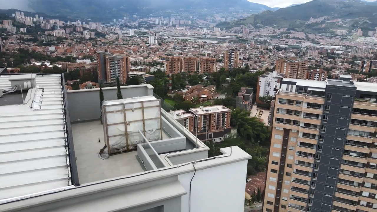 Penthouse SL2007